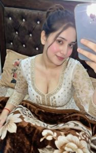 Escorts in Allama Iqbal Town